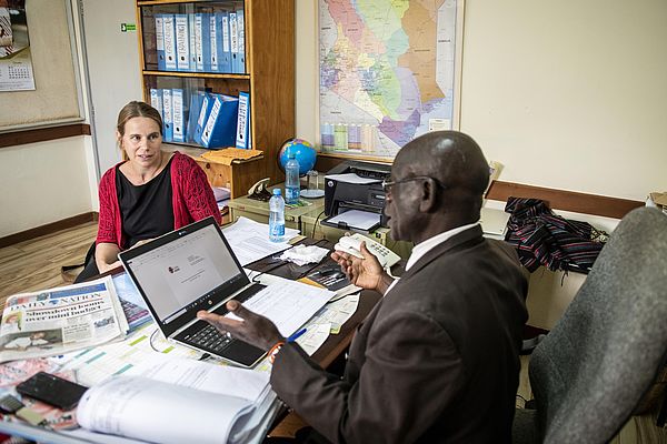 Iris Karanja und Peter o'Maera