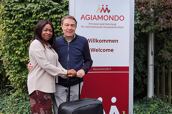 Frank und Mélanie Kahnert verabschieden sich bei AGIAMONDO