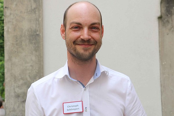 Christoph Schlimpert war als AGIAMONDO-Fachkraft im Zivilen Friedensdienst in Sierra Leone tätig und ist 2021 nach Deutschland zurückgekehrt. 